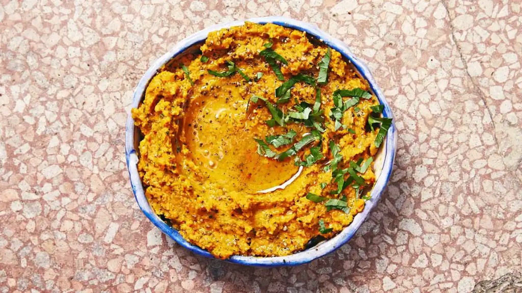 Spicy Roasted Carrot Dip 
