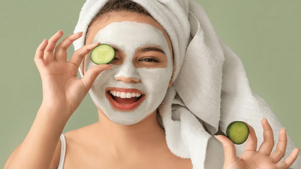 cucumber and honey face mask