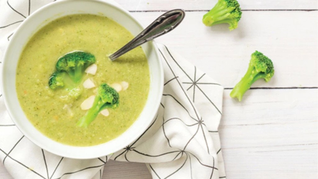 Broccoli and Almond Soup