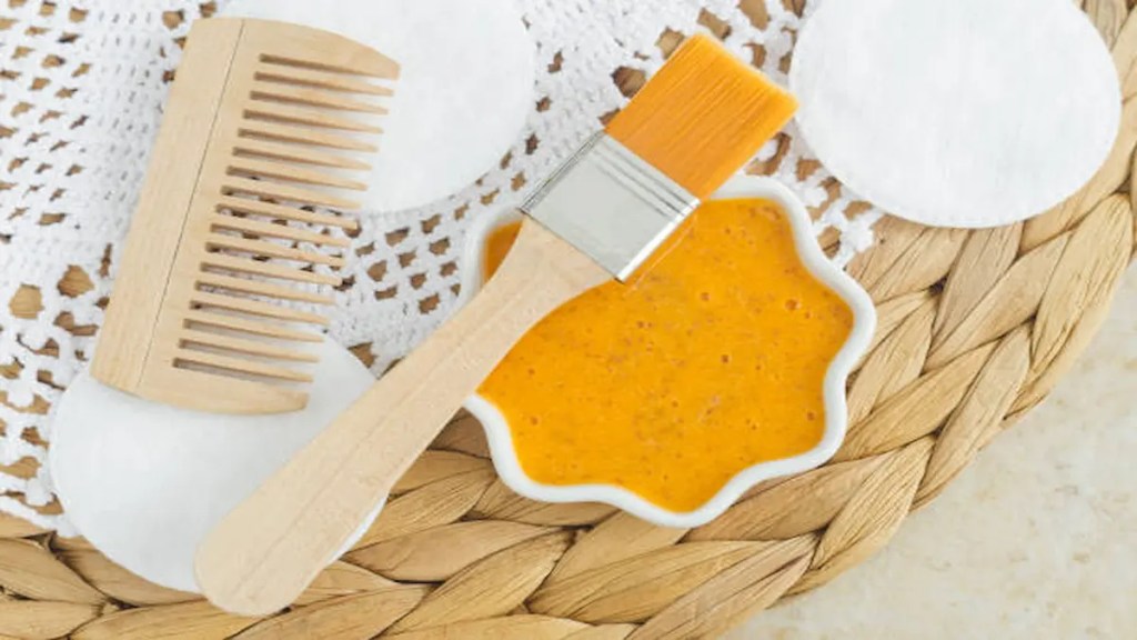 Make Your Hair healthy With These Carrot hair mask